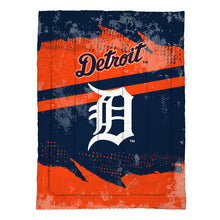Load image into Gallery viewer, Detroit Tigers Slanted Stripe 4 Piece Twin Bed in a Bag