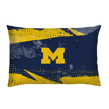 Load image into Gallery viewer, Michigan Wolverines Slanted Stripe 4 Piece Twin Bed in a Bag