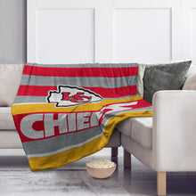 Load image into Gallery viewer, Kansas City Chiefs Heathered Stripe Blanket