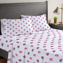 Load image into Gallery viewer, NCAA Small X Queen Sheet Set
