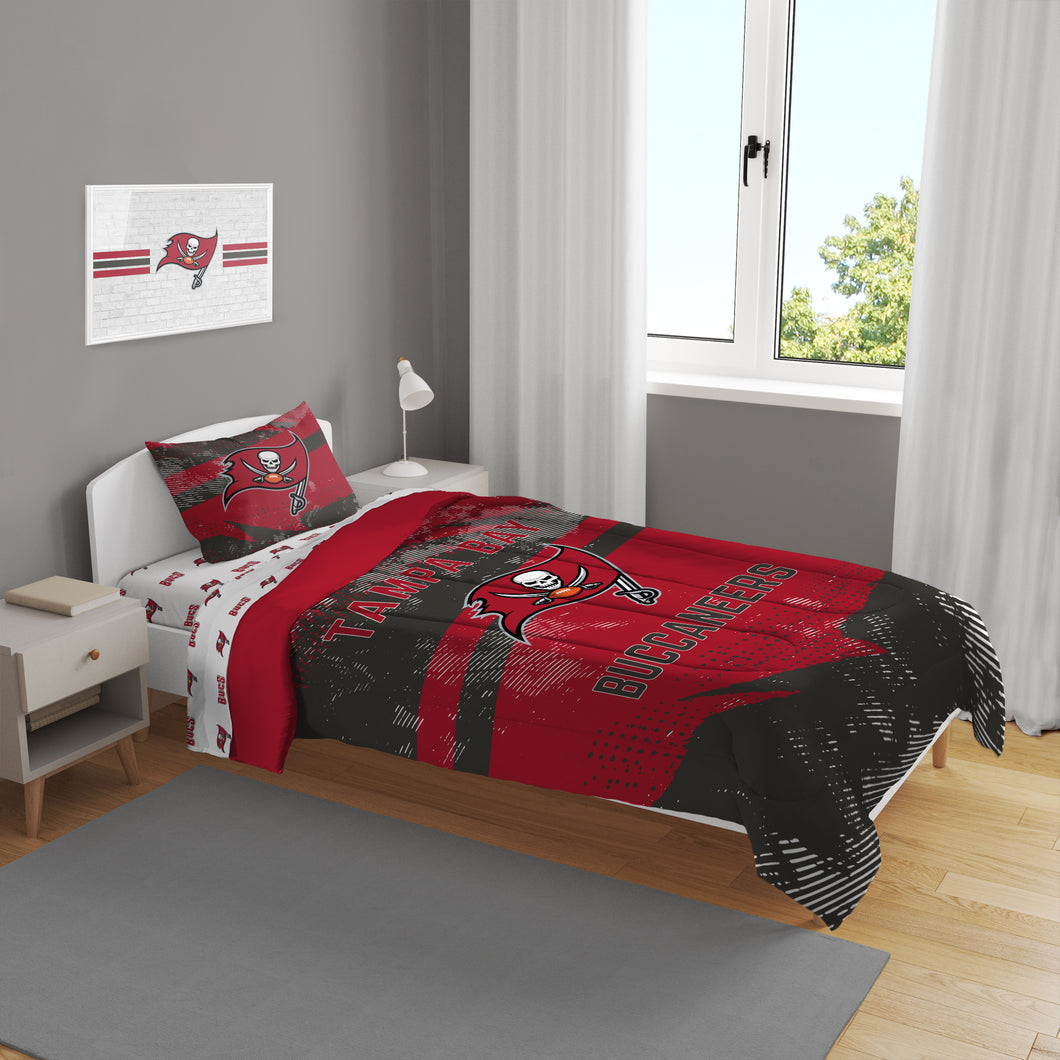 Tampa Bay Buccaneers Slanted Stripe 4 Piece Twin Bed in a Bag