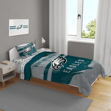 Load image into Gallery viewer, Philadelphia Eagles Slanted Stripe 4 Piece Twin Bed in a Bag
