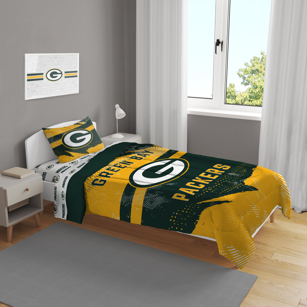 Green Bay Packers Slanted Stripe 4 Piece Twin Bed in a Bag