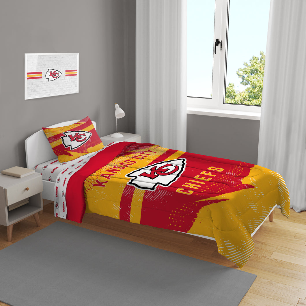Kansas City Chiefs Slanted Stripe 4 Piece Twin Bed in a Bag