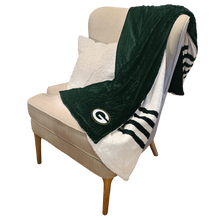 Load image into Gallery viewer, Green Bay Packers Embossed Sherpa Stripe Blanket
