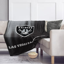 Load image into Gallery viewer, Las Vegas Raiders Half Tone Drip Blanket
